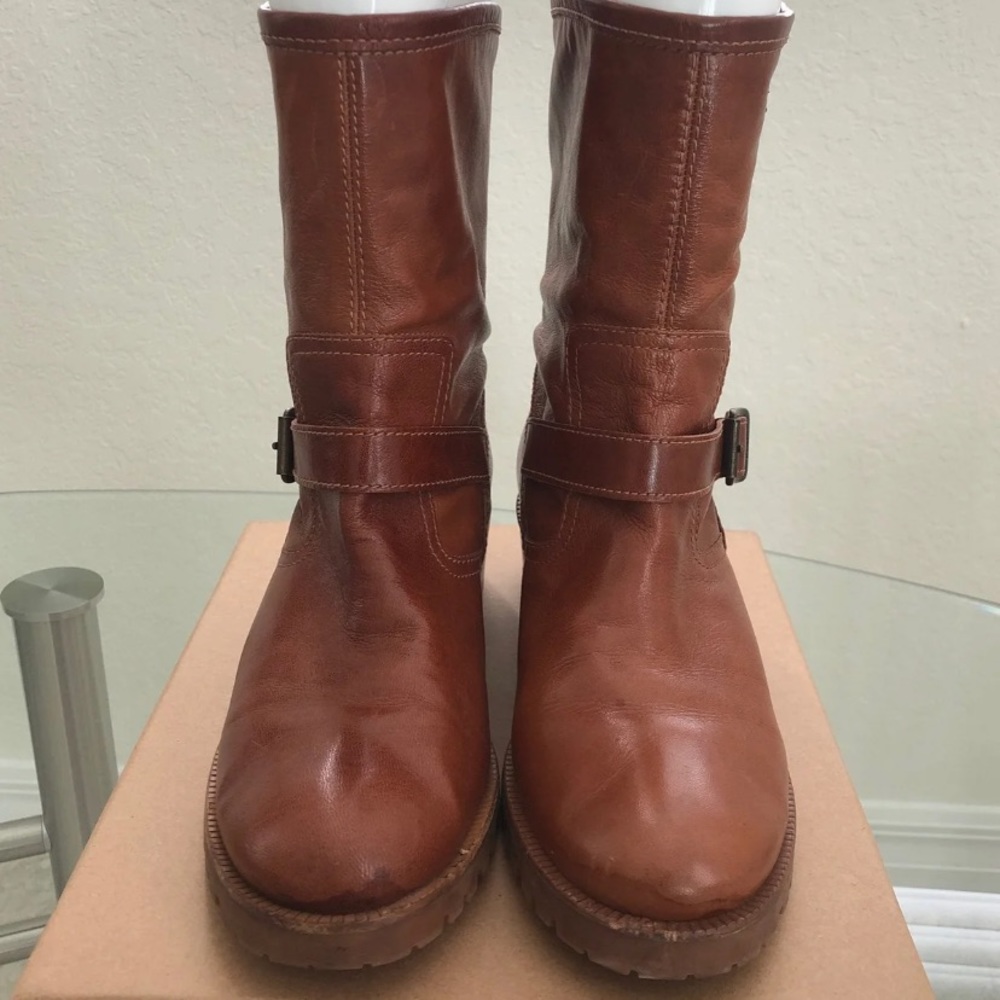Michael Kors Blake  mid Calf Boots